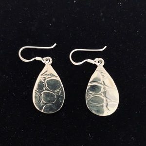 Sterling silver hammered metal tear‎ drop earrings